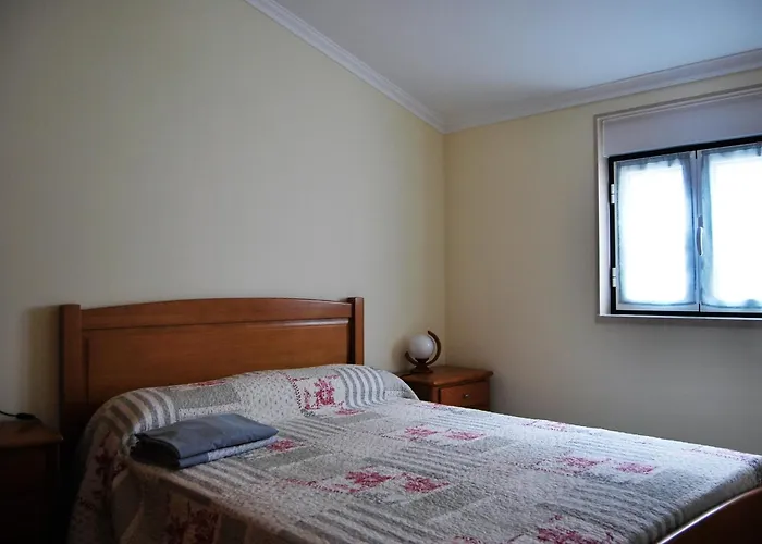 T2 Rua Dos Lavradores * 나자레