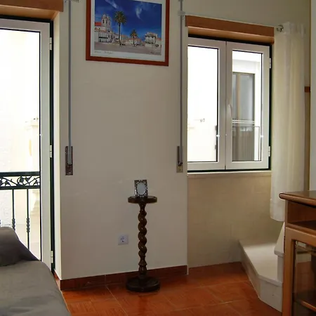 T2 Rua Dos Lavradores Apartment