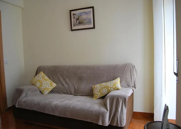 T2 Rua Dos Lavradores